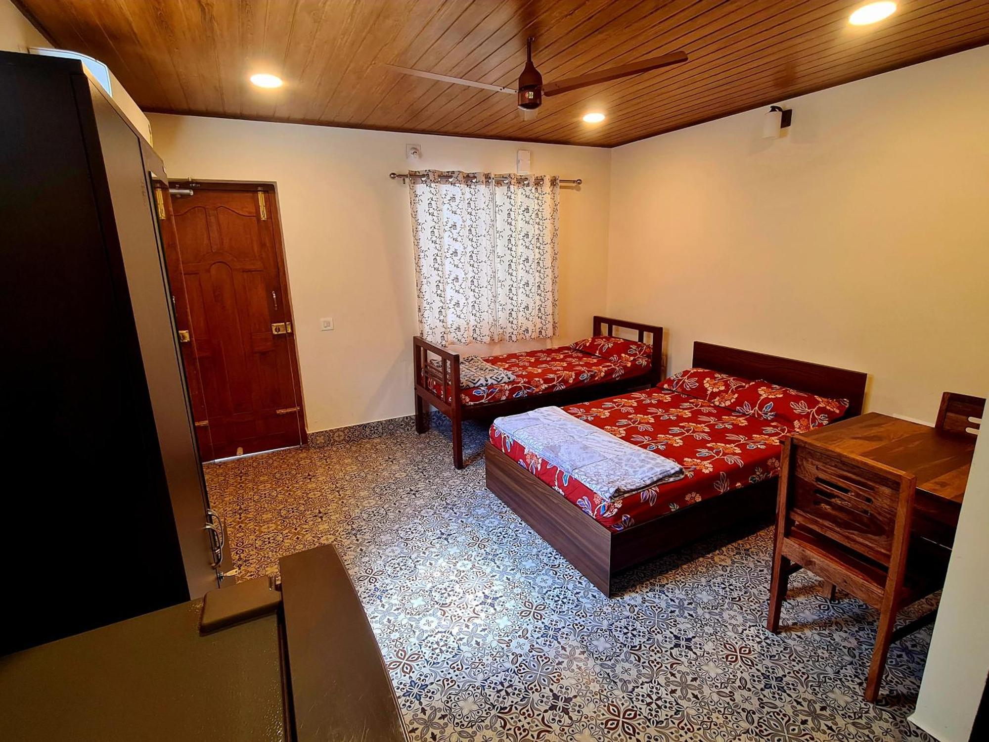 Sunny Smiles Homestay Mangaluru Zewnętrze zdjęcie